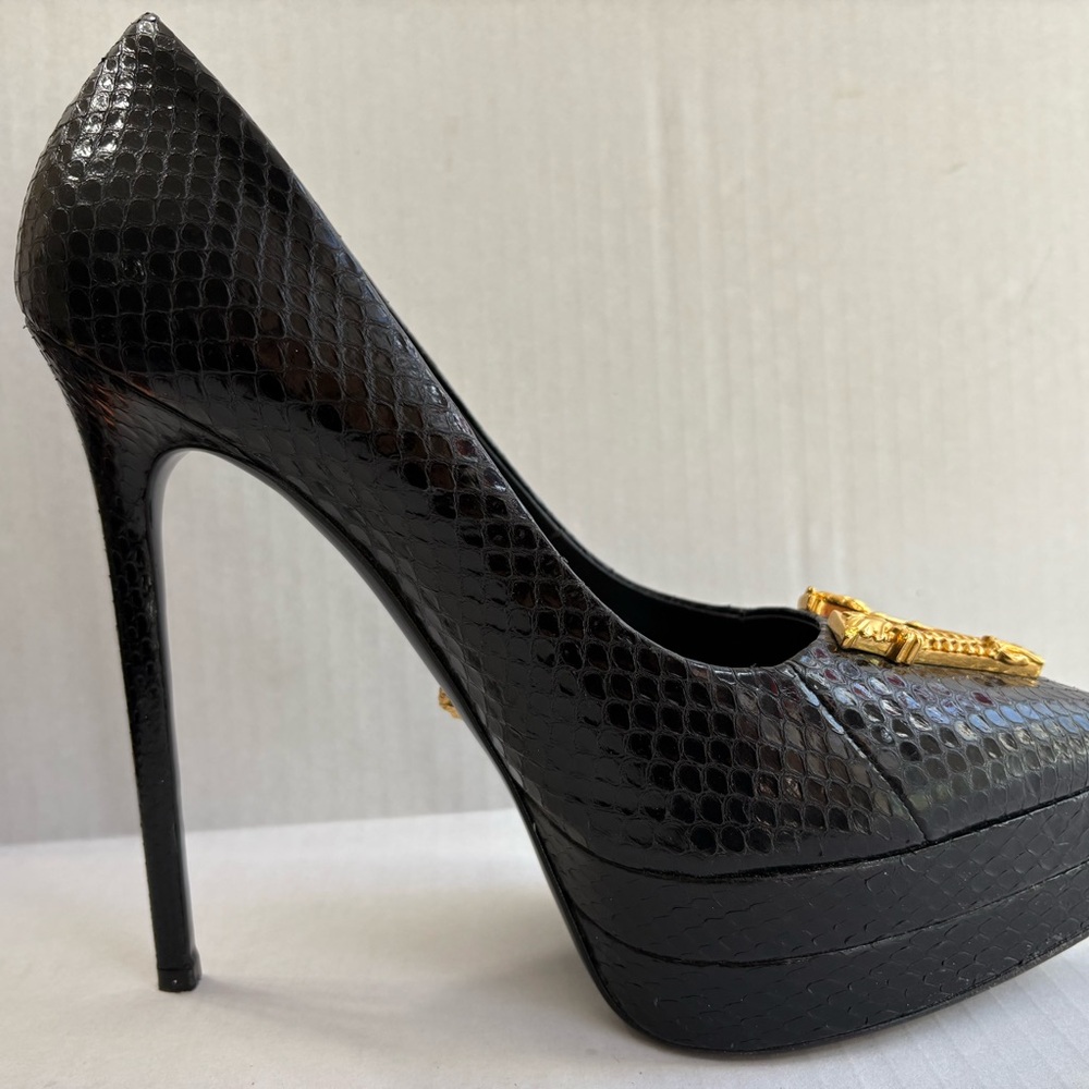 Versace Black Python Snakeskin Playform High Heel Pointy Stiletto Size 41 - Picture 12 of 16